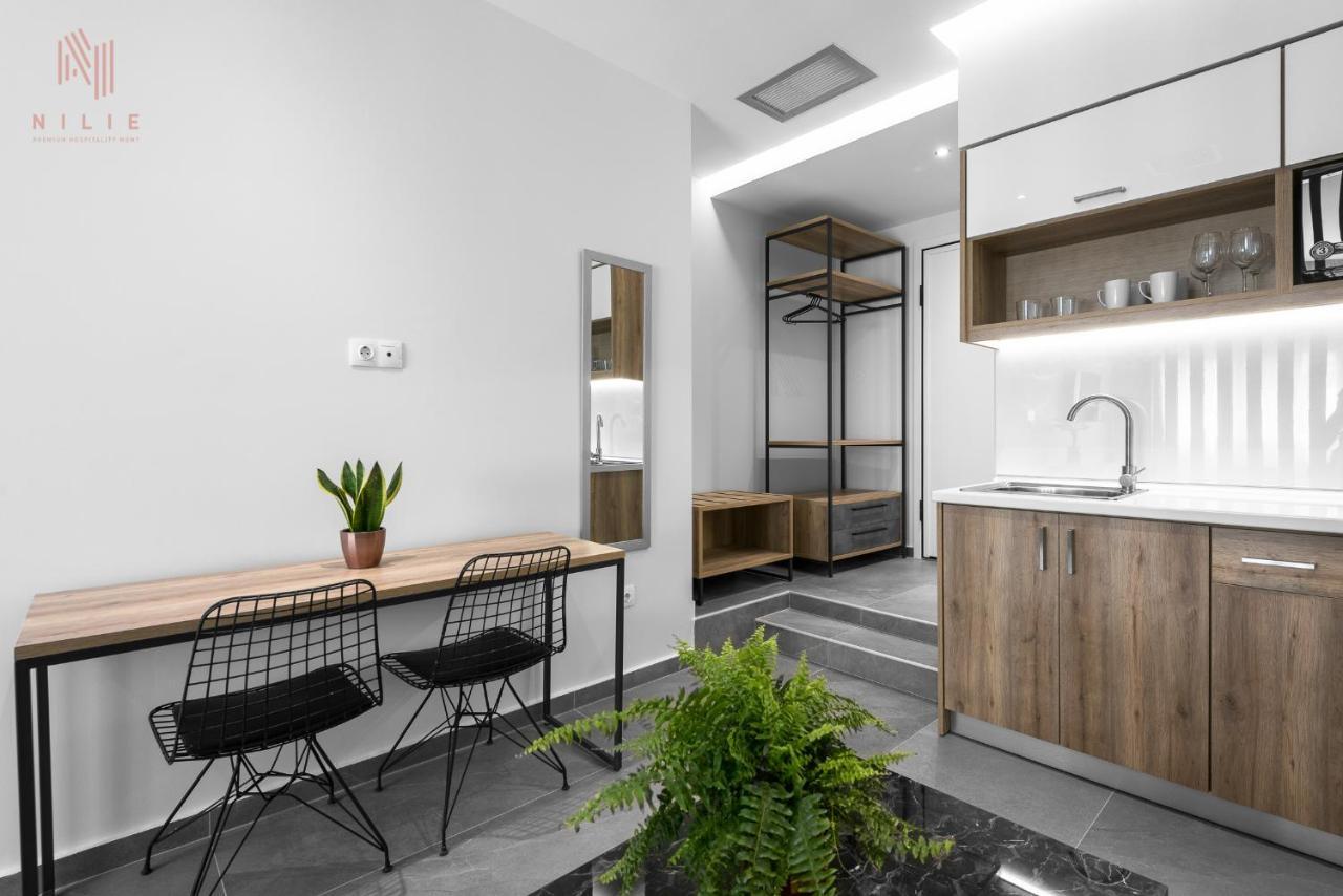 Factory Inn, Nilie Hospitality Mgmt Thessaloniki Buitenkant foto